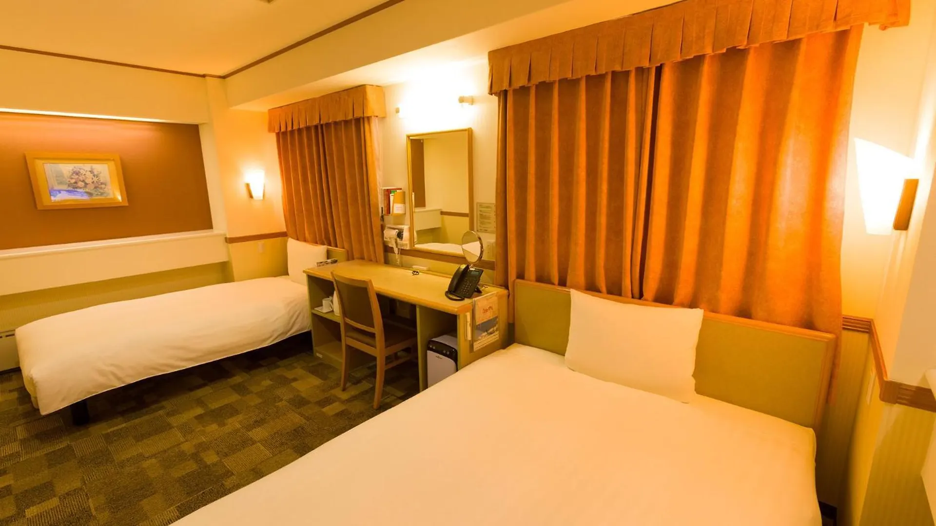 Toyoko Inn Kobe Minatogawa Koen