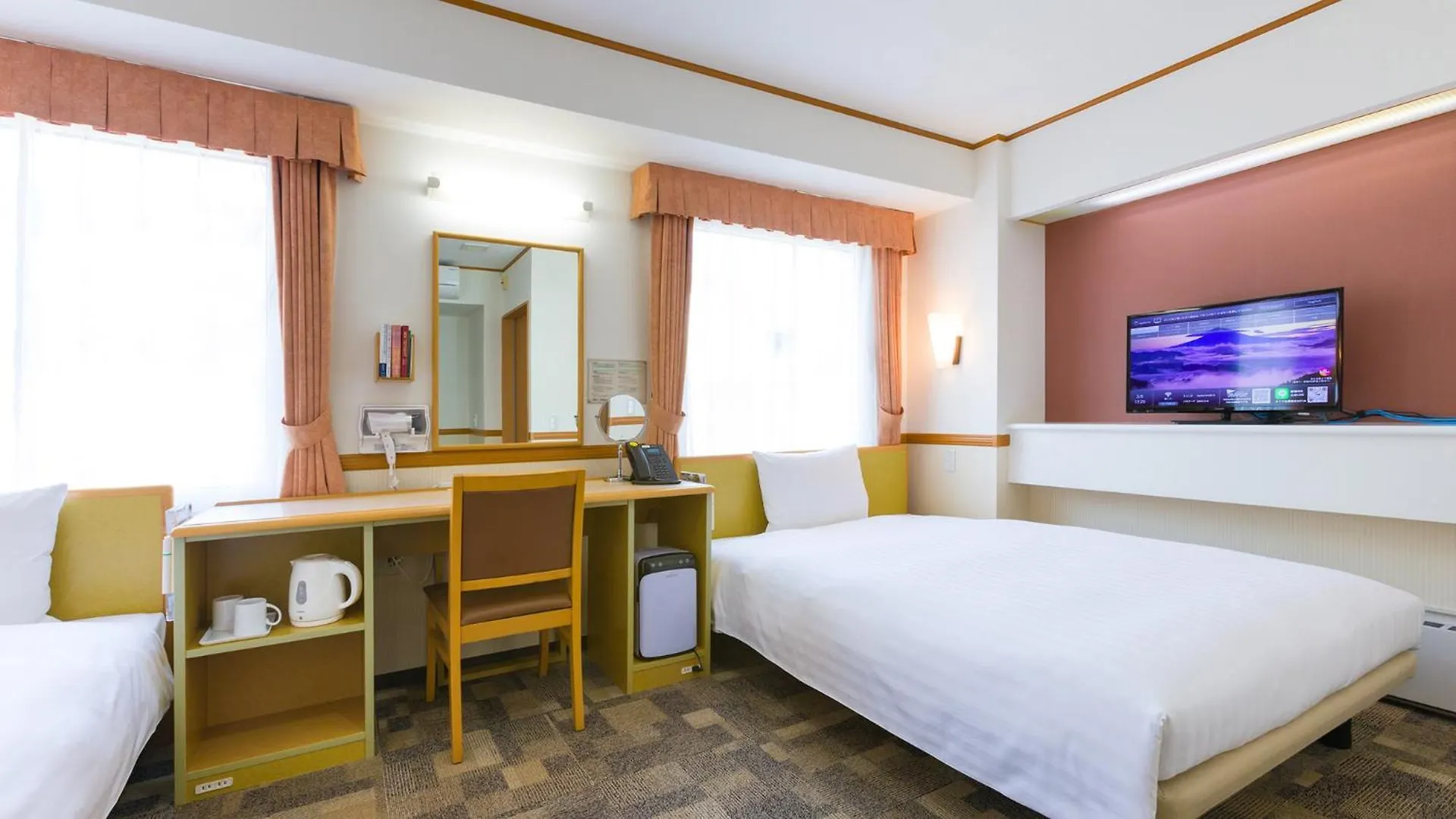 Hotel Toyoko Inn Kobe Minatogawa Koen